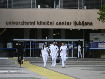 Univerzitetni klinični center - UKC Ljubljana, zdravstveni delavci<br><br><br>- 22.09.2022 &ndash; simbolična fotografija &ndash; javno zdravstvo - zdravstveni sistem &ndash; zdravje &ndash; <br><br>//FOTO: Nik Erik Neubauer