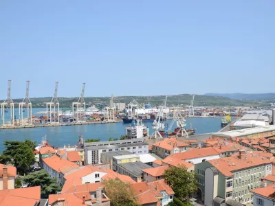 Javna razgrnitev gradiva občinskega prostorskega načrta bo sicer trajala do 30. junija, do takrat pa lahko javnost tudi da predloge in pripombe k razgrnjenemu gradivu.&nbsp;