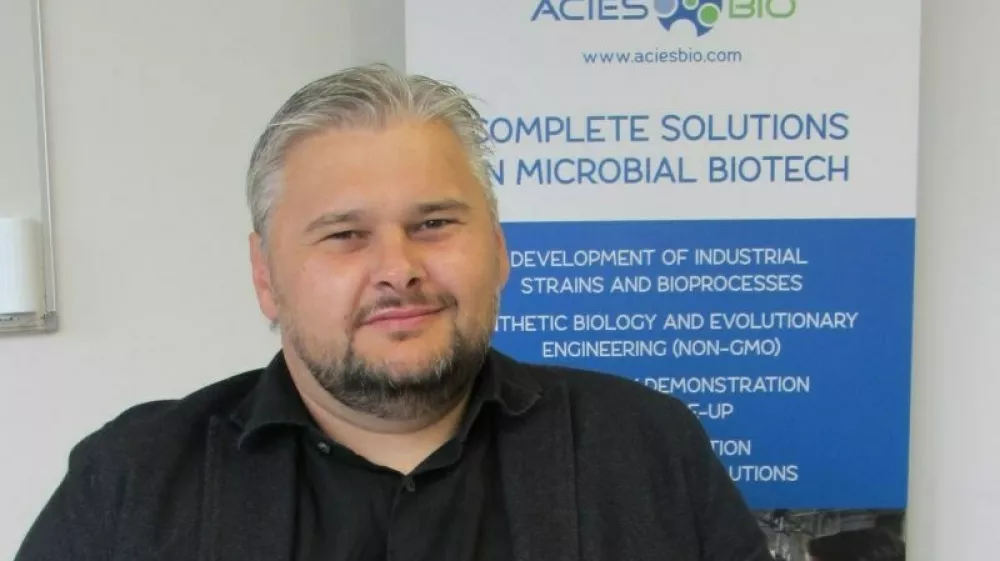 Dr. &Scaron;tefan Fujs, Acies Bio