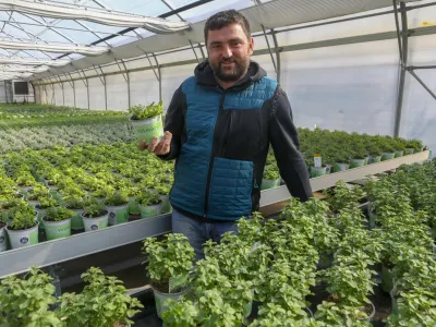 - 11.03.2022 - Borut Jovan &ndash; chef, pridelovalec zelenjave in izdelovalec ajvarjev, marmelad in podobnih izdelkov pod blagovno znamko Heart Made  //FOTO: Luka Cjuha