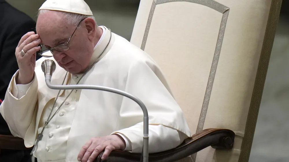 Papež Franči&scaron;ek je spisal novo vatikansko ustavo.&nbsp;