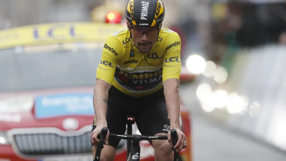 Primož Roglič je z zmago na kronometru začel dirko po Baskiji.