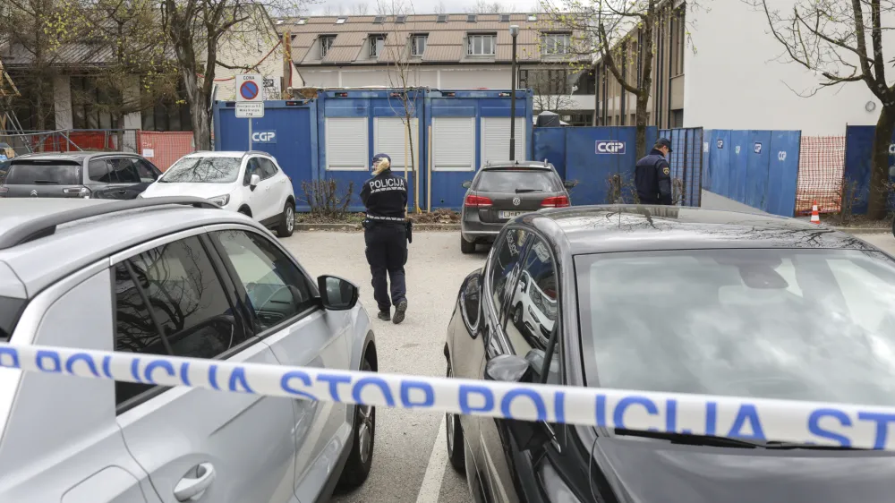 - 08.04.2022 &ndash; Nesreča na O&Scaron; Mi&scaron;ka Kranjca //FOTO: Jaka Gasar