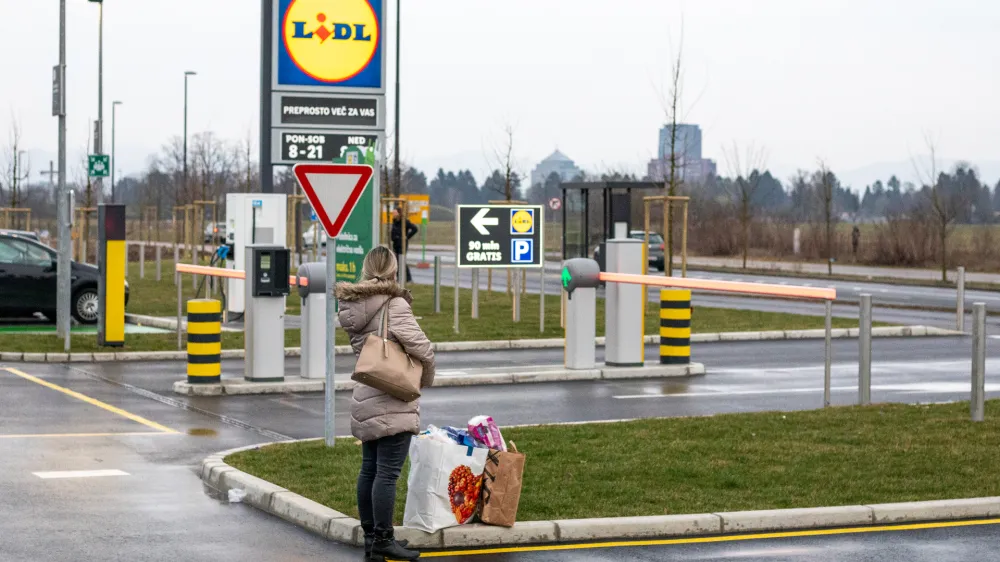 - 25.2.2020 - nakupovanje, Lidl VojkovaFoto: Majta Rut