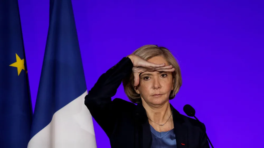 FILE PHOTO: Valerie Pecresse, head of the Paris Ile-de-France region and Les Republicains (LR) right-wing party candidate for the 2022 French presidential election speaks during a press conference to present her electoral program in Paris, France, March 14, 2022. REUTERS/Benoit Tessier/File Photo