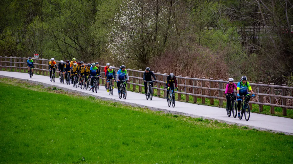 FOTO: Kolesarji iz občine Celje in La&scaron;kega so se v velikem &scaron;tevilu udeležili drugega pomladnega kolesarjenja z vstopnima točkama v La&scaron;kem in Celju. Foto Boris Vrabec