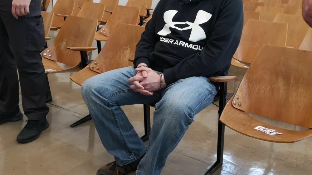 gfhsdfg ldsfgh čldfgh ijhl