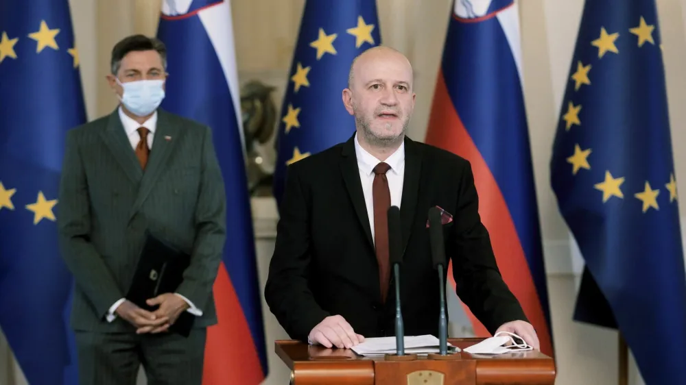 Predsednik drzavne volilne komisije Peter Golob.