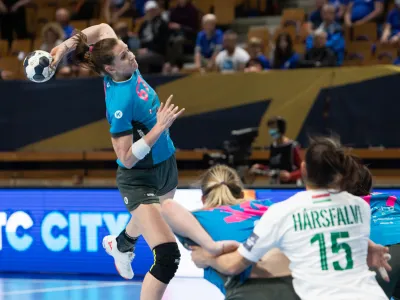 - 26.03.2022 &ndash; ženski rokomet - Krim Mercator: Ferencvaro&scaron;, evropska liga prvakinj - prva tekma osmine finala //FOTO: Bojan Velikonja