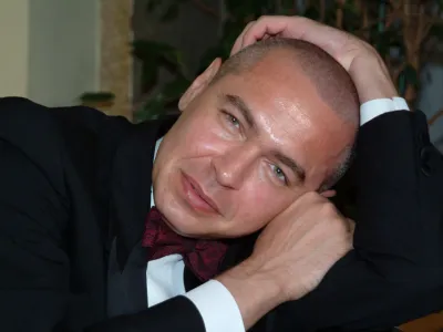 Hrva&scaron;ki pianist Ivo Pogorelich prihaja v zlati abonma Cankarjevega doma s samostojnim recitalom na Chopinovo glasbo. F osebni arhiv IP