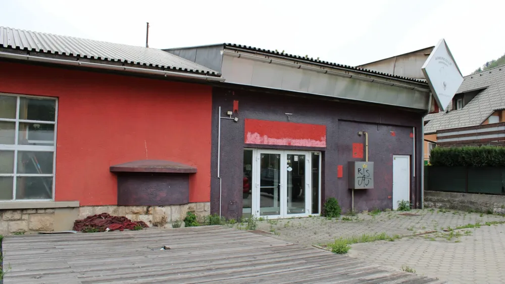 Jeseni&scaron;ka občina bo izkoristila predkupno pravico in od DUTB odkupila keglji&scaron;če Podmežakla. Foto: Občina Jesenice