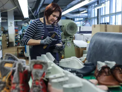 - 29.01.2019 &ndash; Podjetje ALPINA, tovarna obutve &ndash; proizvodnja, Strojarska ulica 2, Žiri //FOTO: Jaka Gasar