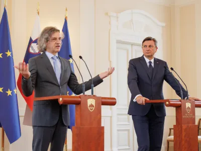 Predsednik Gibanja Svoboda Robert Golob je na dobri poti, da bo v sredo imenovan za petnajstega predsednika vlade samostojne Slovenije. Prva zasli&scaron;anja ministrskih kandidatov naj bi bila konec tedna.