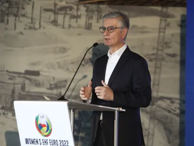 predsednik Rokometne zveze Slovenije Franjo Bobinac- 11.01.2022  Rokometna zveza Slovenije (RZS)  uradna predstavitev enskega evropskega prvenstva 2022, ki ga bo ob Črni gori in Severni Makedoniji med 4. in 20. novembrom leta 2022 gostila tudi Slovenija - enski rokomet - evropsko rokometno prvenstvo za članice Women's EHF EURO 2022 //FOTO: Luka Cjuha.