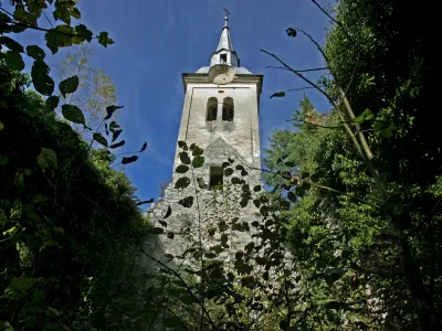 Baročna cerkev sv. Kria v Blatniku, ki lei blizu glavne ceste Soteska - Črnomelj, - KOČEVARJI ali Kočevski Nemci - nekdanja nemko govoreča skupnost, ki je ivela na Kočevskem, na nemkem jezikovnem otoku, ///FOTO: Toma SkaleOPOMBA: ZA OBJAVO V PRILOGI  DNEVNIKOV OBJEKTIV - REPORTAA