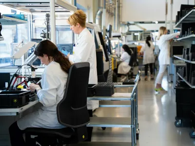 Iz tovarne v Komendi pride okoli dva milijona izdelkov na leto. F RLS