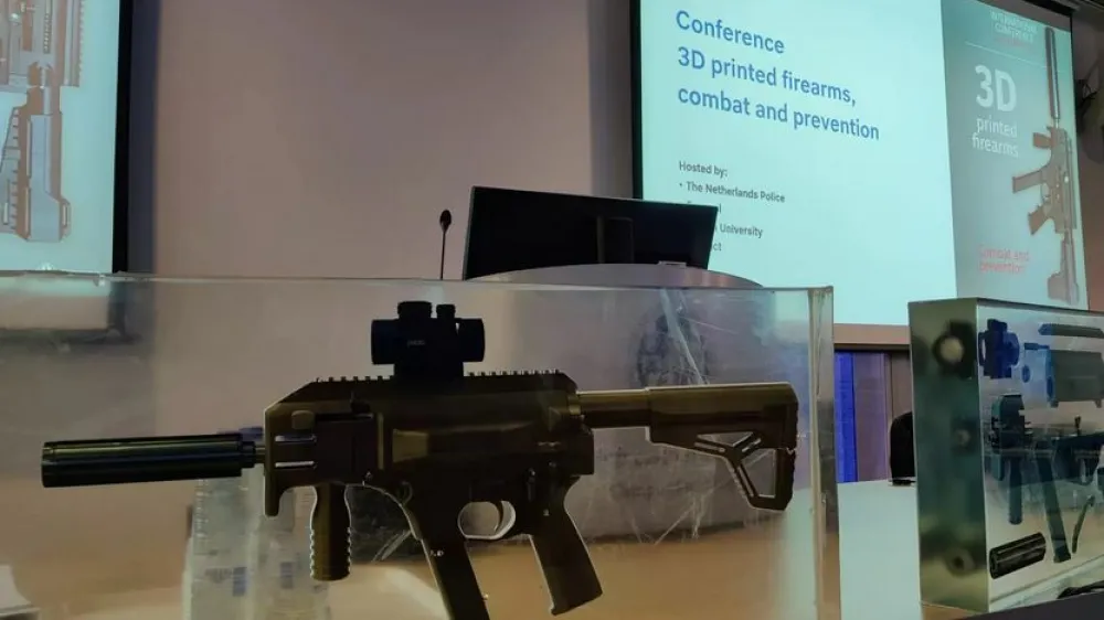 Z malo spretnosti si lahko nepridipravi orožje natisnejo kar doma. 