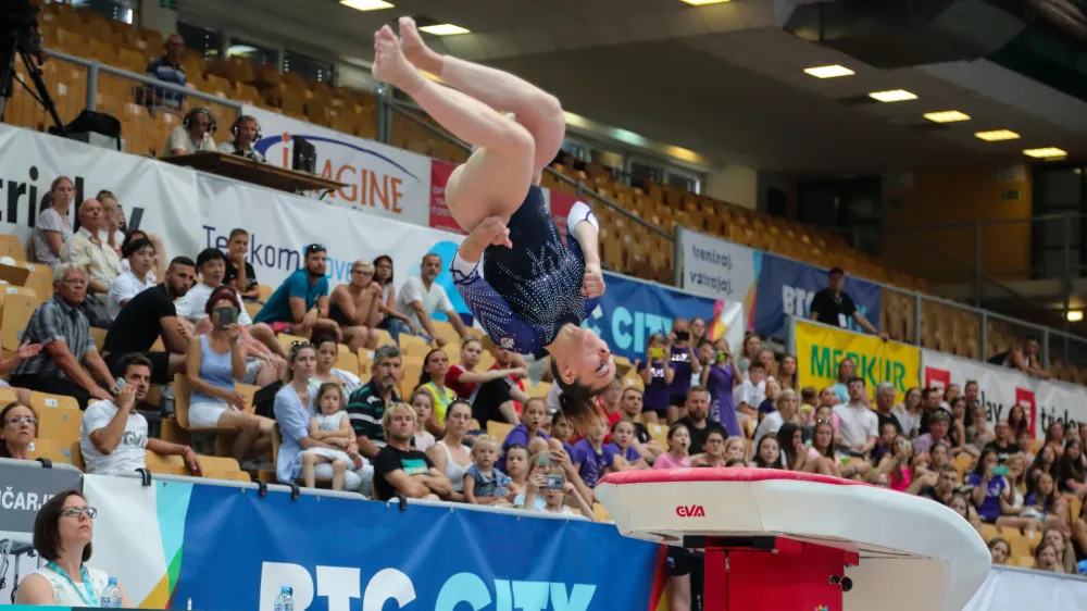 Tja&scaron;a Kysselef je z drugim mestom na preskoku dosegla najbolj&scaron;o slovensko uvrstitev v Kopru. Foto: Tomaž Primožič/FPA