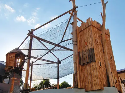 Novo gibali&scaron;če pri Plazarni je tematsko posvečeno odkrivanju Slovenije.&nbsp;