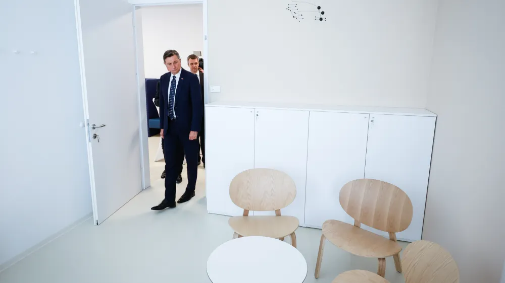 Po odprtju z visokimi gosti se mora Hi&scaron;a za otroke najprej oskrbeti z ustreznim kadrom.&nbsp;