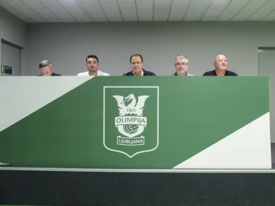 Albert Riera, novi trener Olimpije, predsednik NK Olimpija Adam Delius - 04.07.2022 &ndash; Nogometni klub NK Olimpija - imenovanje novega glavnega trenerja //FOTO: Jaka Gasar