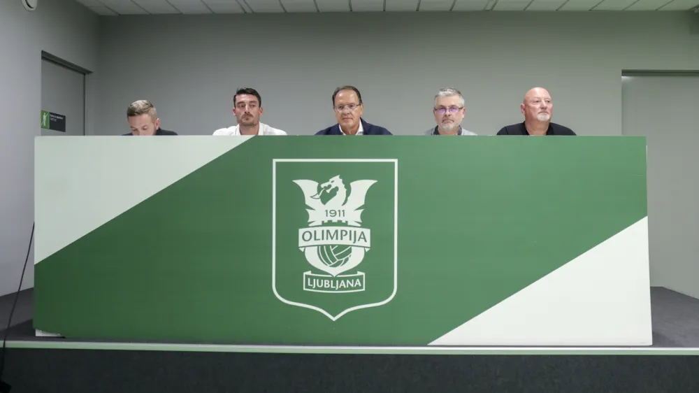 Albert Riera, novi trener Olimpije, predsednik NK Olimpija Adam Delius - 04.07.2022 &ndash; Nogometni klub NK Olimpija - imenovanje novega glavnega trenerja //FOTO: Jaka Gasar