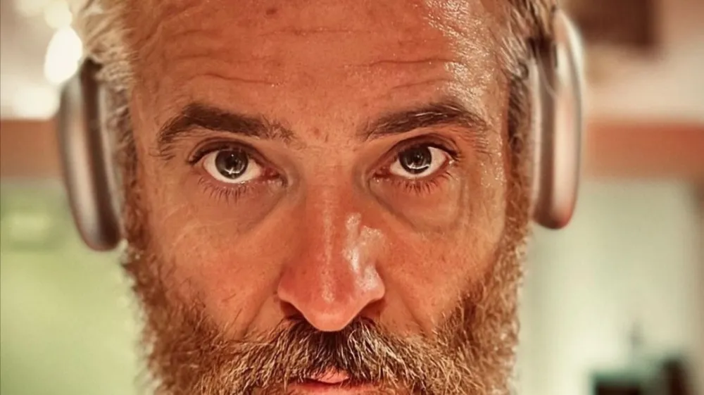 Goran Vi&scaron;njić zje a novo vlogo ikinga moral povsem spremenil svojo podobo. F Instagram