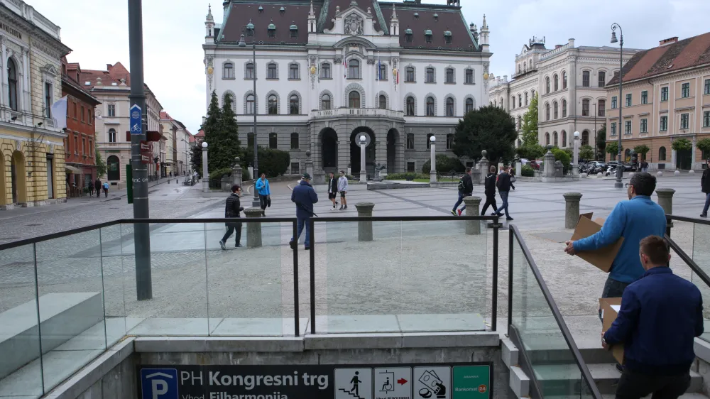 Na Univerzi v Ljubljani so z uvrstitvami na svetovnih lestvicah kakovosti zadovoljni, a opozarjajo, da država univerze ne podpira dovolj.