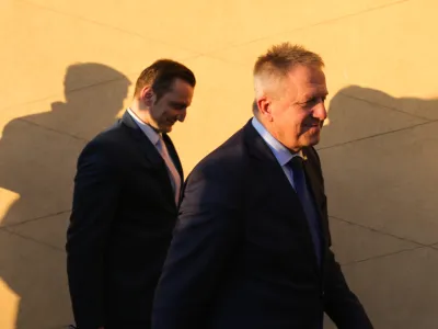 Biv&scaron;emu ministru Počival&scaron;ku je od lani do letos ostalo 55 dni dopusta, zato mu je vlada odobrila sporazumno izplačilo nadomestila v vrtoglavi vi&scaron;ini: skoraj 15.000 evrov bruto. Foto: Bojan Velikonja&nbsp;