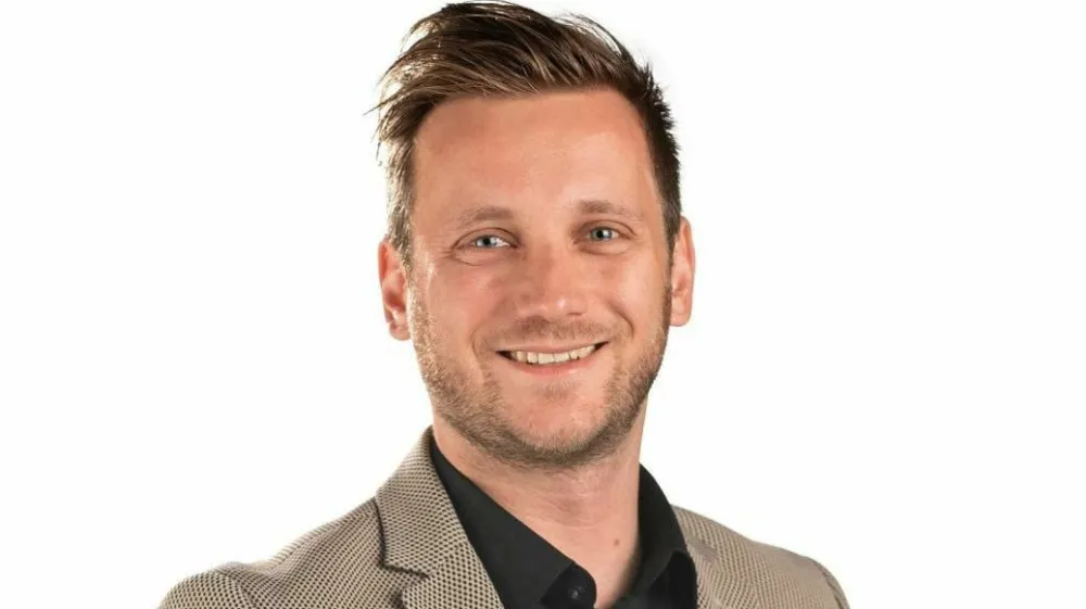 Direktor zdravstvenega doma Kočevje Gregor Ko&scaron;ir razmi&scaron;lja o kandidaturi za župana Kočevja. 