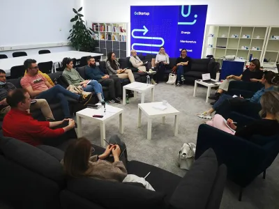 GoStartup akademija je intenziven program za ustanovitelje podjetij, kot jih izvajajo v najbolj naprednih inkubatorjih po svetu. (Foto: Primorski tehnolo&scaron;ki park)