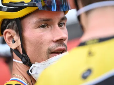25 August 2022, Spain, Bilbao: Slovenian cyclist Primoz Roglic of team Jumbo-Visma is seen at the start of the sixth stage of the 77th edition of the "Vuelta a Espana" Tour of Spain cycling race, a 180 km long mountain stage from Bilbao to Pico Jano. Photo: David Stockman/BELGA/dpa