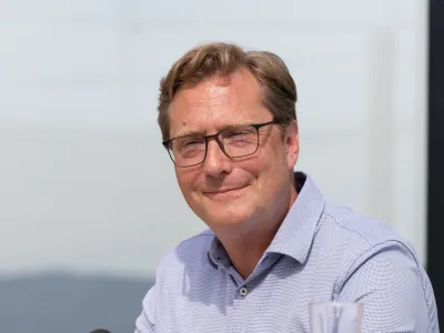 Ljubljana, Hotel Park.<br>Novinarska konferenca predsedniskega kandidata Vladimirja Prebilica in Vesne - zelene stranke, na kateri so predstavili sodelovanje na prihajajocih predsedniskih volitvah.<br>Predsedniski kandidat Vladimir Prebilic.