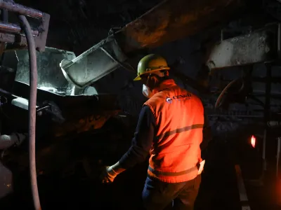 Dars je pred poldrugim letom za gradnjo predora Karavanke izbral tur&scaron;kega gradbinca Cengiz. Foto: Luka Cjuha.&nbsp;