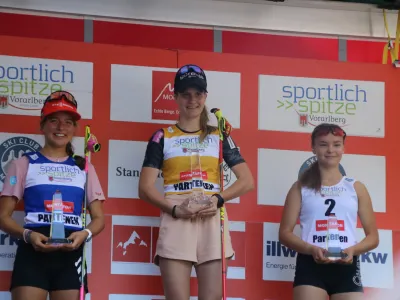 Devetnajstletna Ema Volav&scaron;ek pi&scaron;e zgodovino slovenske nordijske kombinacije.