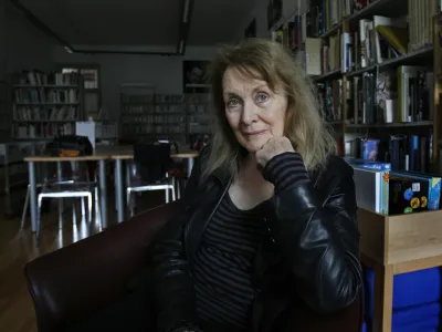 Annie Ernaux, francoska pisateljica ob prevodu njene knjige Leta (Les Ann&eacute;es).//FOTO: Matej Pov&scaron;e 