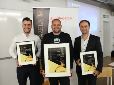 direktor podjetja Caretronic&nbsp;Andraž Krajncdirektor podjetja Golden Tree&nbsp;Miha Ger&scaron;ičdirektor podjetja Nimrod&nbsp;Kristjan Hlede&nbsp;- 13.10.2022 -&nbsp;22. Slovenska GAZELA 2022 &ndash; regijski izbor najbolj&scaron;ih najhitreje rastočih podjetij &ndash; razglasitev gorenjske gazele 2022 v Kranju -//FOTO: Bojan Velikonja