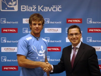 tenisač Blaž Kavčič in član uprave&nbsp; Petrol Roman Dobnikar,<br>- novinarska konferenca teni&scaron;kega igralca Blaža Kavčiča - //FOTO: Bojan Velikonja