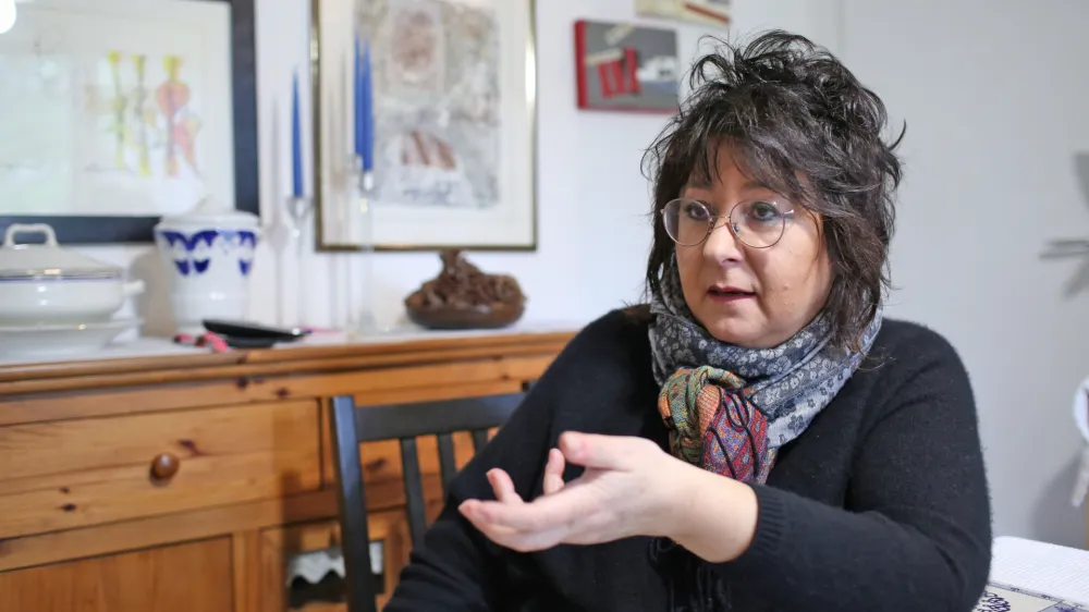 - 12.03.2018 &ndash; Tatjana Rojc, literarna teoretičarka &ndash; zamejska Slovenka iz Trsta &ndash; nova predstavnica slovenske manj&scaron;ine v italijanskem parlamentu - 315-članskem zgornjem domu oziroma senatu. //FOTO: Tomaž SkaleOPOMBA: DNEVNIKOV OBJEKTIV - INTERVJU 2018