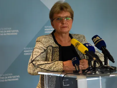 Ljubljana, Ministrstvo za kmetijstvo, gozdarstvo in prehrano.<br>Ministrica za kmetijstvo, gozdarstvo in prehrano Irena Sinko je predstavila rezultate zadnjega popisa in ugotovitve, ki so razvidne iz Kosarice prehranskih proizvodov.