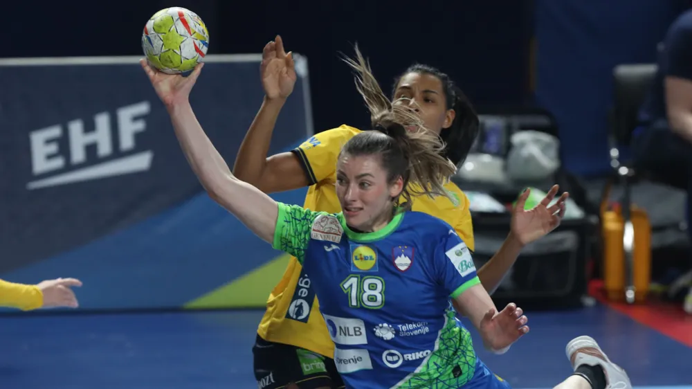 - 06.11.2022 &ndash; ženski rokomet &ndash; Slovenija: &Scaron;vedska, EHF&nbsp;evropsko prvenstvo&nbsp;v&nbsp;rokometu&nbsp;za&nbsp;ženske v Sloveniji:&nbsp;skupina B&nbsp;//FOTO: Bojan Velikonja