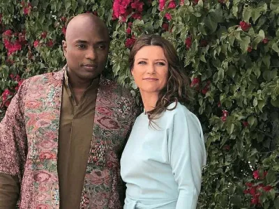 Norve&scaron;ka princesa Martha Louise se je zaradi svojega zaročenca, &scaron;amana Durek Verretta odpovedala svojemu nazivu F People