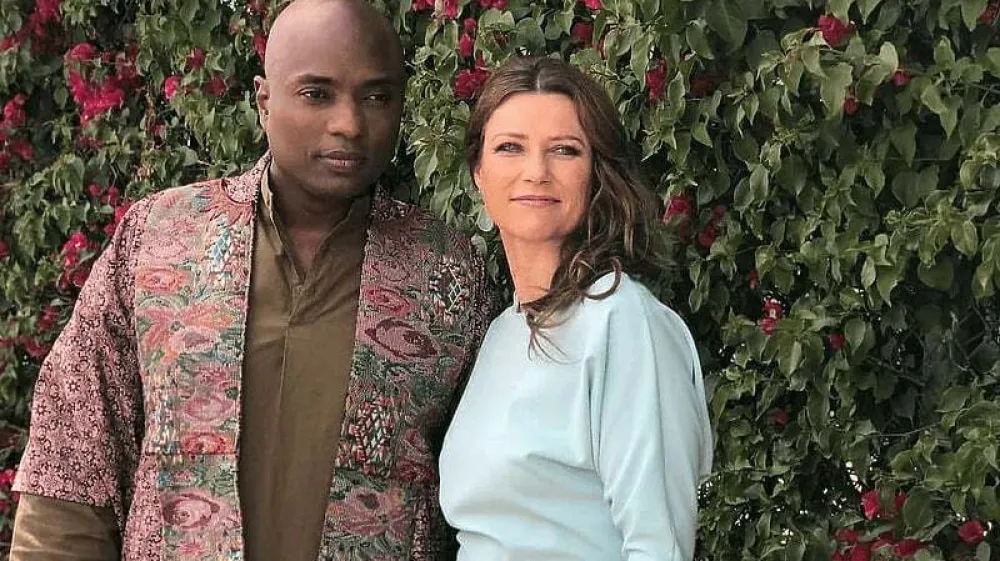 Norve&scaron;ka princesa Martha Louise se je zaradi svojega zaročenca, &scaron;amana Durek Verretta odpovedala svojemu nazivu F People