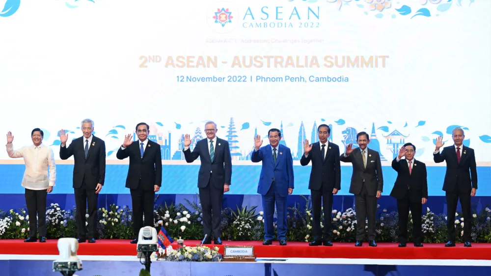 Phillipines President Ferdinand "Bongbong" Marcos, Singapore's Lee Hsien Loong, Thailand's Prime Minister Prayuth Chan-ocha, Australia's Prime Minister Anthony Albanese, Cambodia's Prime Minister Hun Sen, Indonesia's President Joao Widodo, Brunei's Sultan Hassanal Bolkiah, Laos Prime Minister Phankham Viphavanh, Malaysia's Dewan Rakyat speaker Tan Sri Azhar Azizan Harun pose for a photograph during the The Association of Southeast Asian Nations ASEAN Summit in Phnom Penh in Cambodia, Saturday, November 12, 2022. (AAP Image/Mick Tsikas) NO ARCHIVING