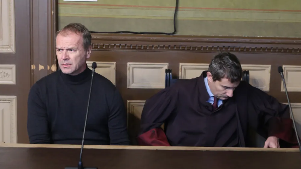 Marku Kuharju (levo) so začeli soditi &scaron;ele letos, sedem let po incidentu.&nbsp;