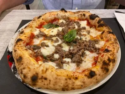 Najbolj&scaron;a pizza