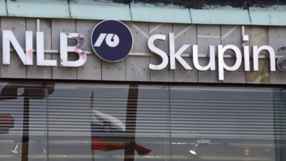 &raquo;V zreli fazi naj bi z organsko in morda tudi anorgansko rastjo lizing k bilančni vsoti skupine NLB prispeval več kot milijardo evrov,&laquo; je dejal predsednik nadzornega sveta NLB Primož Karpe.