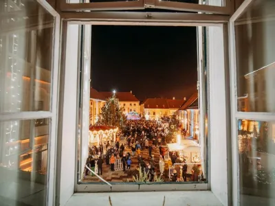 Slabi dve uri in pol ure vožnje iz Ljubljane pričaka obiskovalca Advent v Varaždin