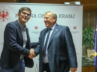 Župansko tekmo v Mestni občini Kranj bosta zapečatila sedanji župan Matjaž Rakovec in njegov izzivalec Ivo Bajec.
&nbsp;