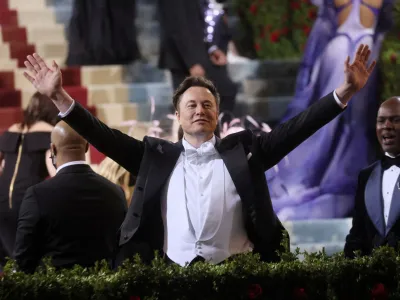 FILE PHOTO: Elon Musk arrives at the In America: An Anthology of Fashion themed Met Gala at the Metropolitan Museum of Art in New York City, New York, U.S., May 2, 2022. REUTERS/Brendan Mcdermid/File Photo